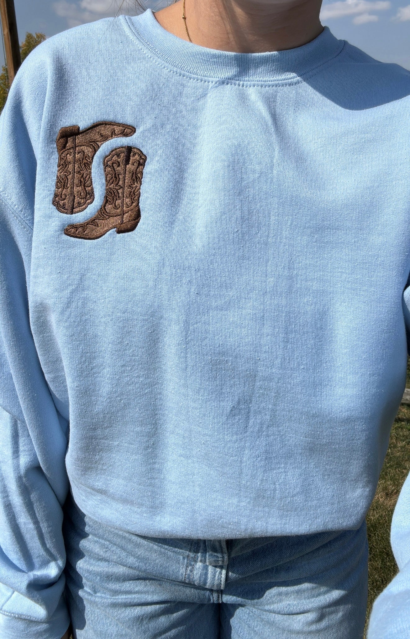 Light Blue Crewneck With Boots