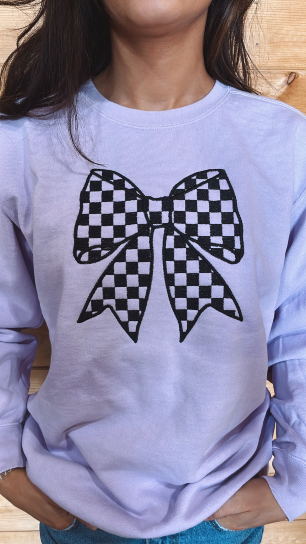 Lilac Crewneck With Checkered Bow
