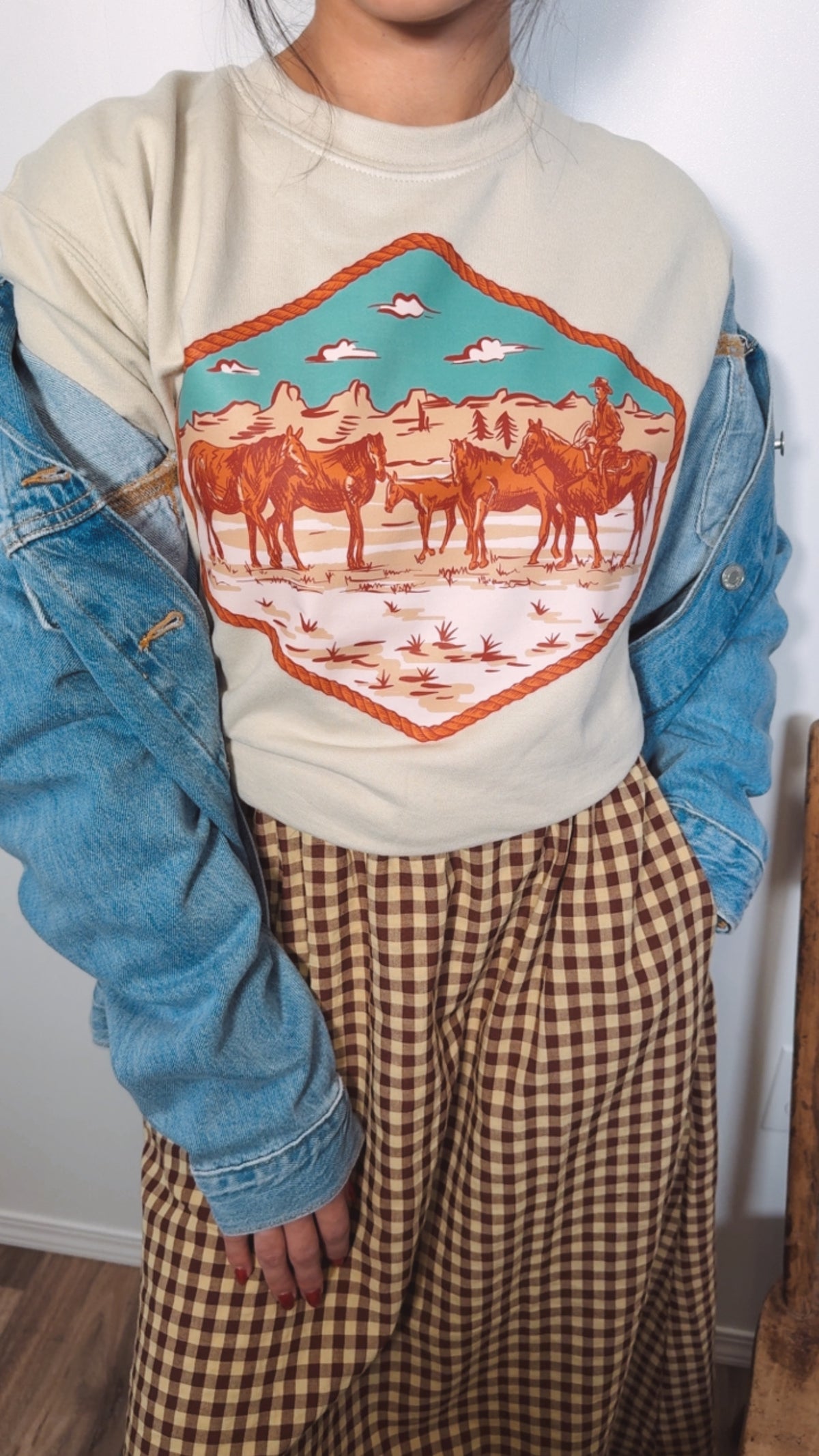 Retro Desert Western Crewneck